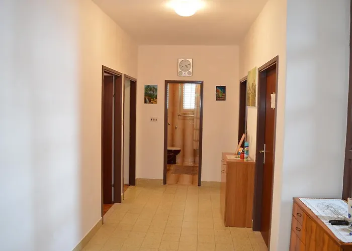 Lisica Διαμέρισμα *