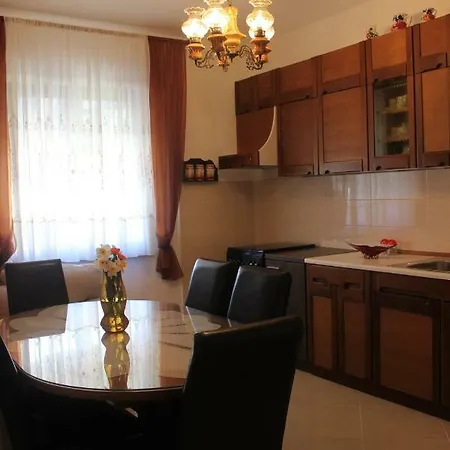 Lisica Appartamento Bibinje